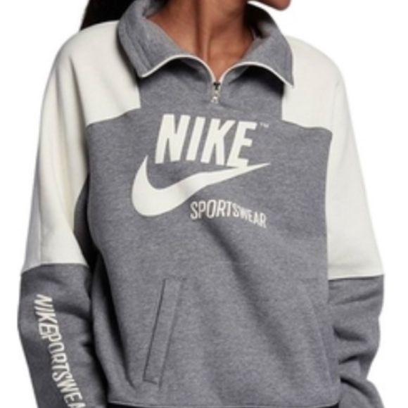 nike sportswear half zip